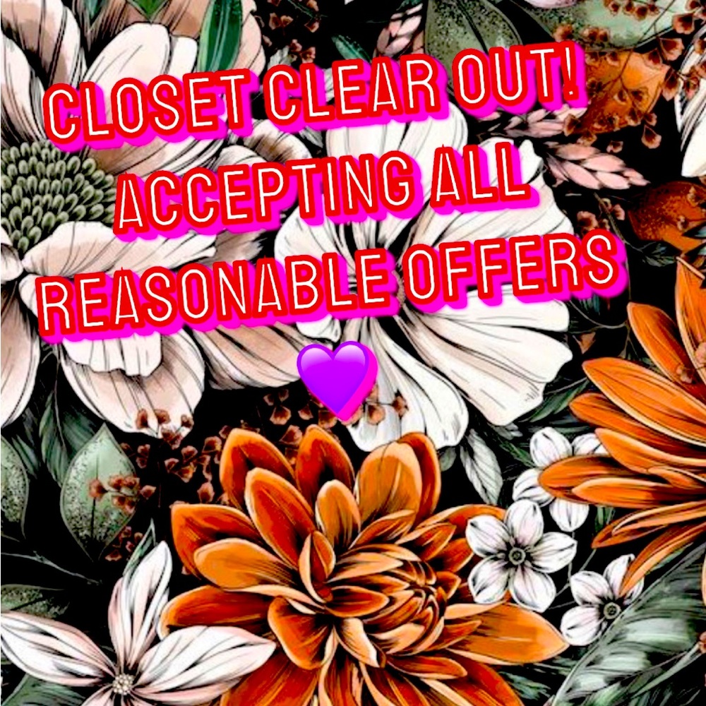 Closet CLEAR OUT! Accepting all reasonable offers!💜